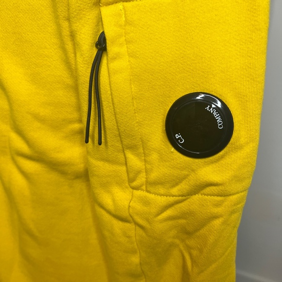 CP company yellow fleece crewneck - Picture 3 of 4